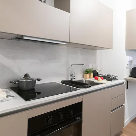 Italianway - Stelvio 53 מילאנו